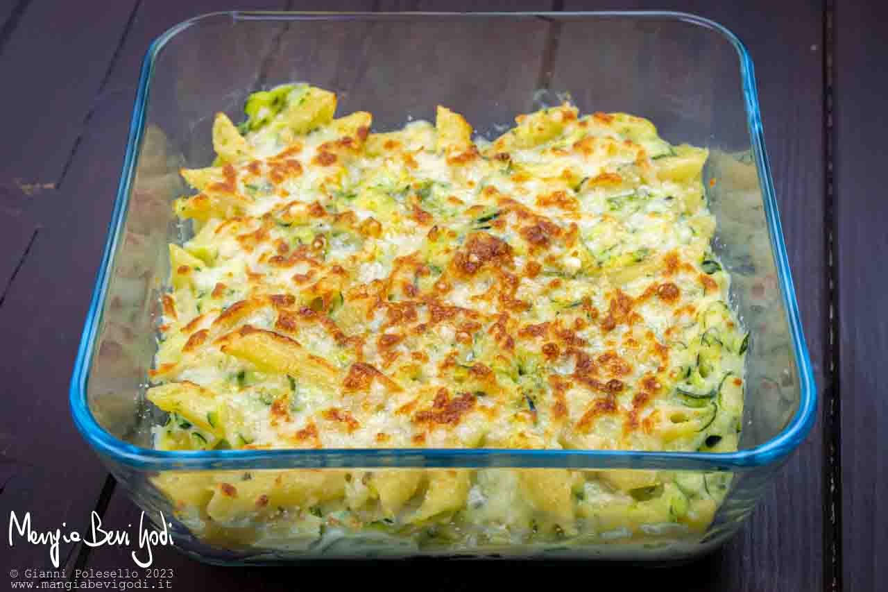 pasta al forno con zucchine in friggitrice ad aria