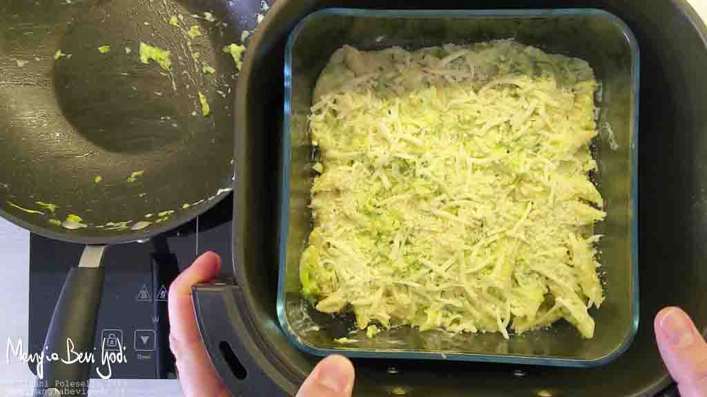 cottura pasta al forno con zucchine in friggitrice ad aria