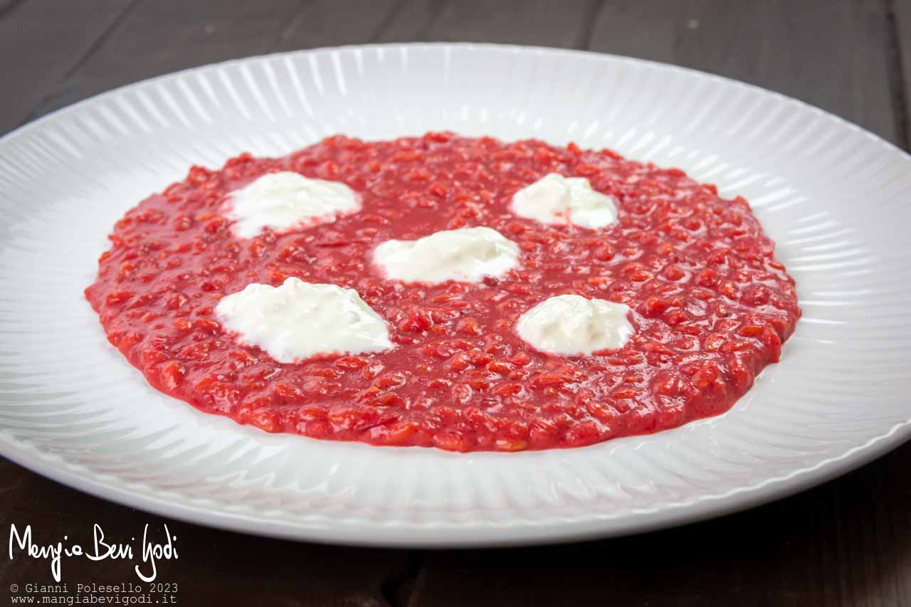 risotto barbabietole e stracciatella