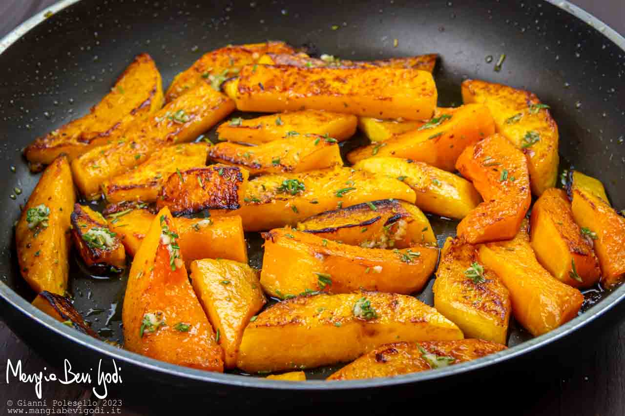 zucca in padella al rosmarino