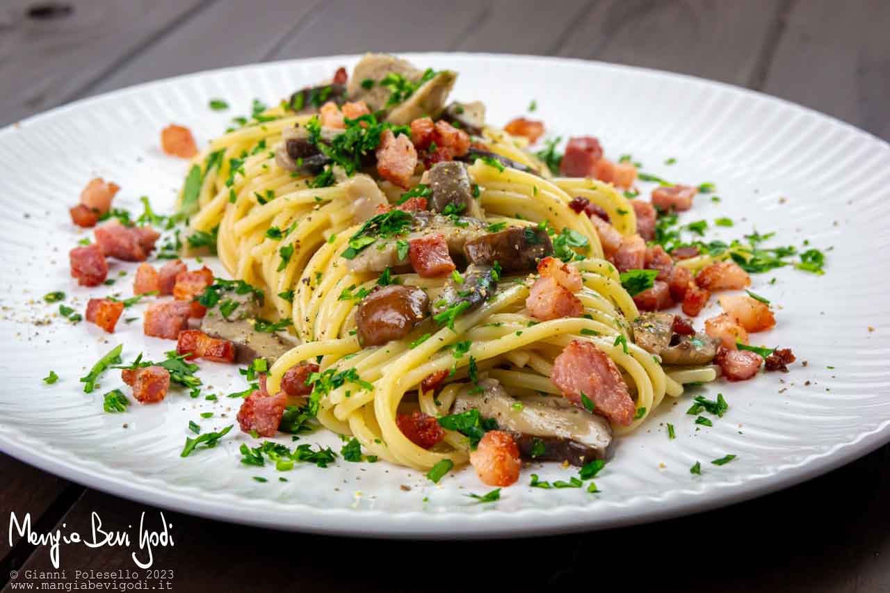 pasta funghi e pancetta