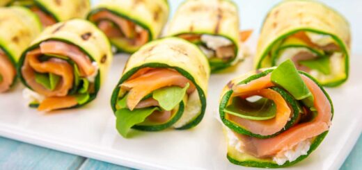 Involtini di zucchine con salmone e rucola