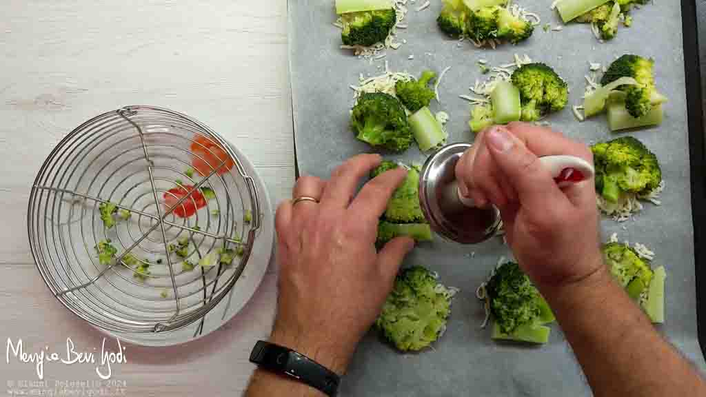 schiacciare i broccoli