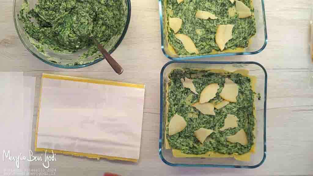 preparazione lasagne ricotta e spinaci