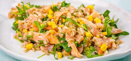 insalata di farro e salmone