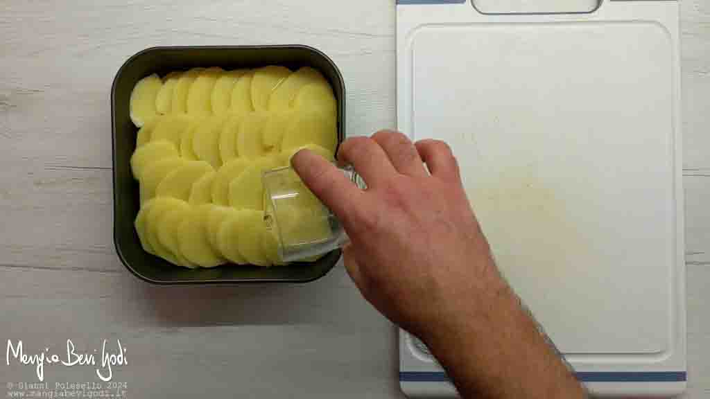 patate in teglia antiaderente