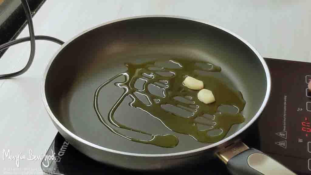 soffriggere aglio