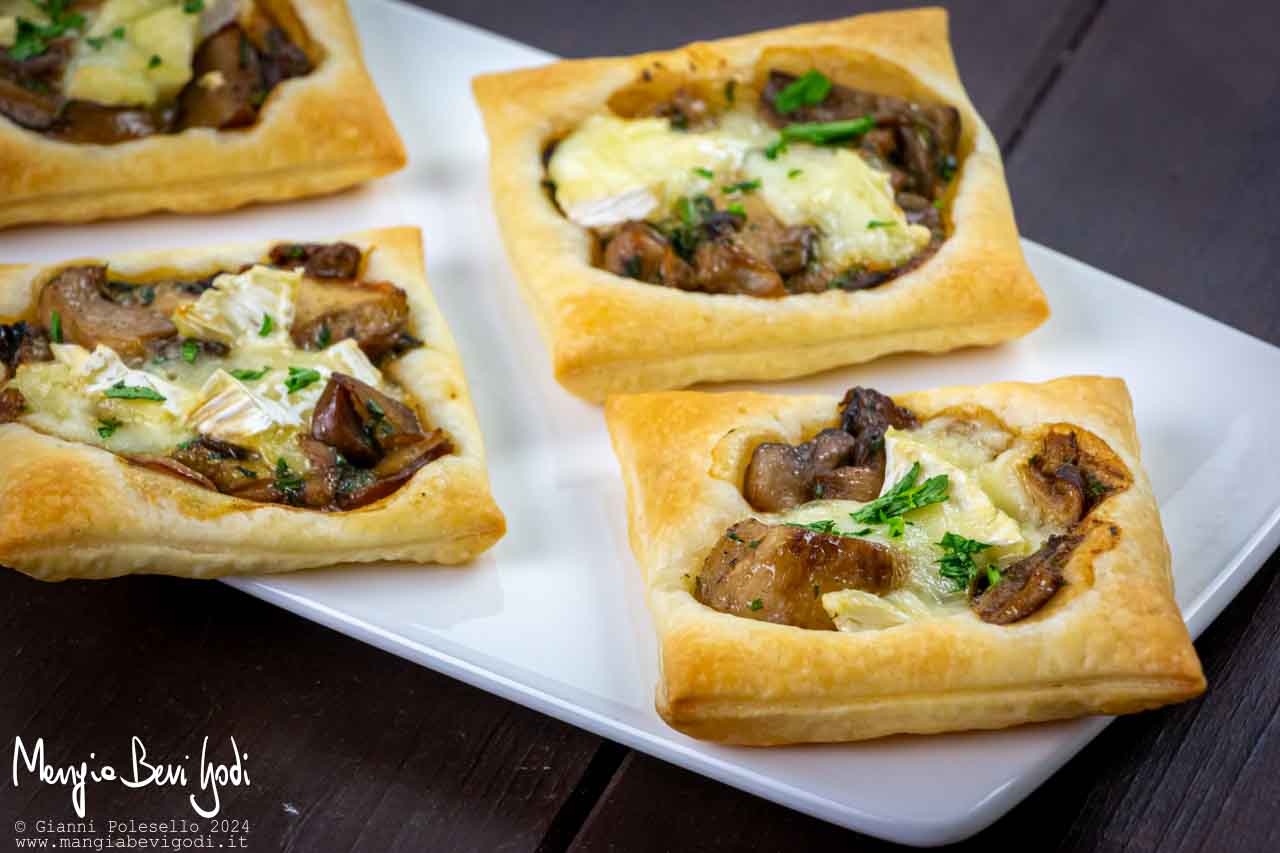 sfogliatine con funghi e brie