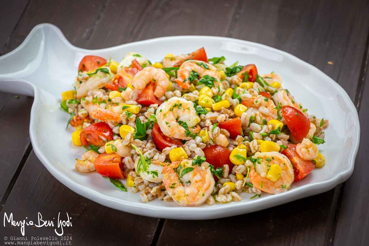 insalata di farro con gamberi
