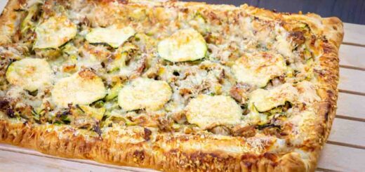 torta salata con tonno e zucchine