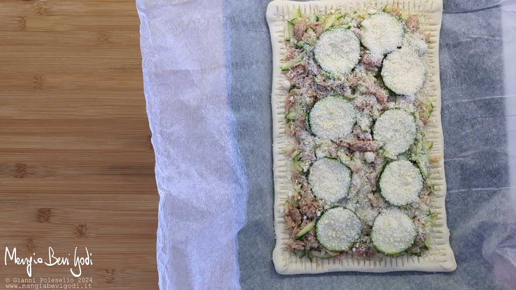 cottura torta salata con tonno e zucchine