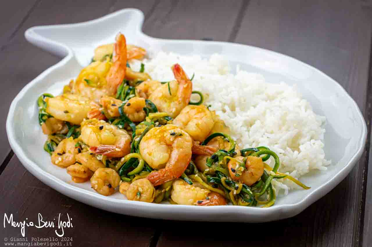 riso basmati con gamberi e zucchine