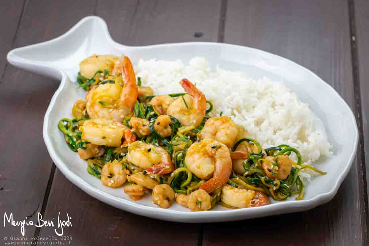 riso basmati con gamberi e zucchine