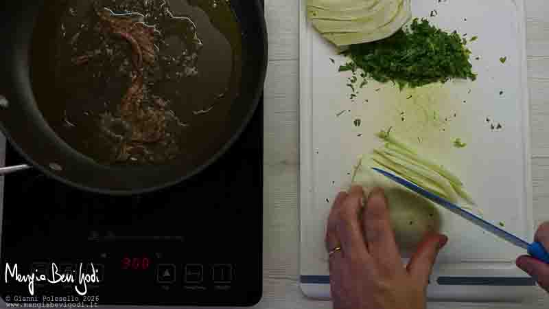 tagliare il finocchio