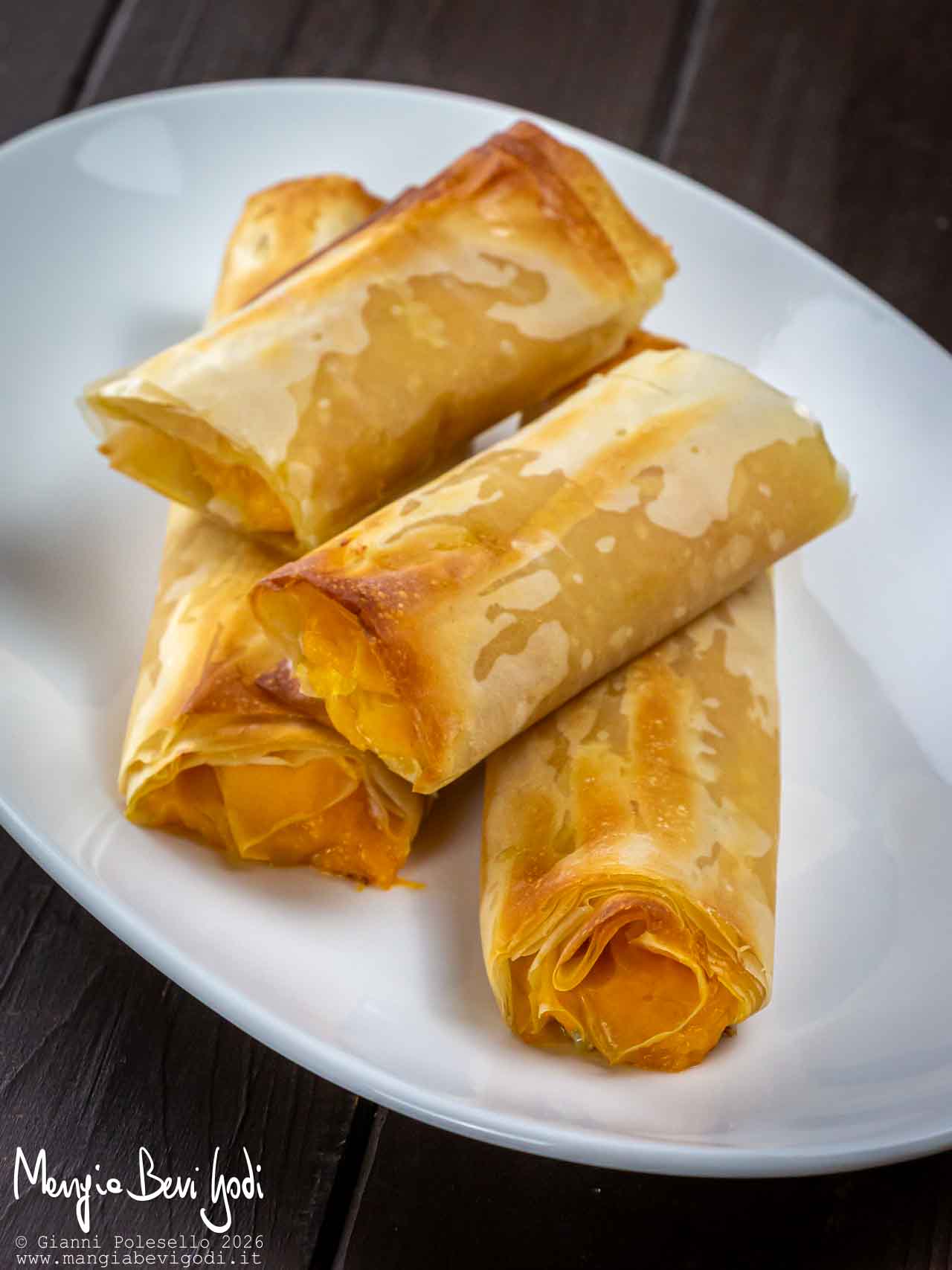 rotolini di pasta fillo con zucca e gorgonzola
